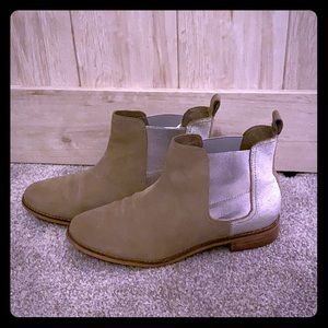 Toms Bootie Sz 9